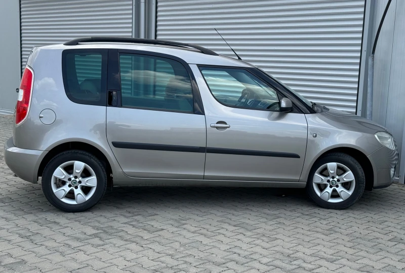 Skoda Roomster 1, 6i 105ps, 149275км., клима, подгрев, борд, мулт, снимка 8 - Автомобили и джипове - 46944944