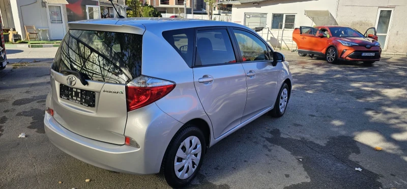 Toyota Yaris 1.3 бензин YARIS VERSO Германия Лизинг , снимка 5 - Автомобили и джипове - 47834385