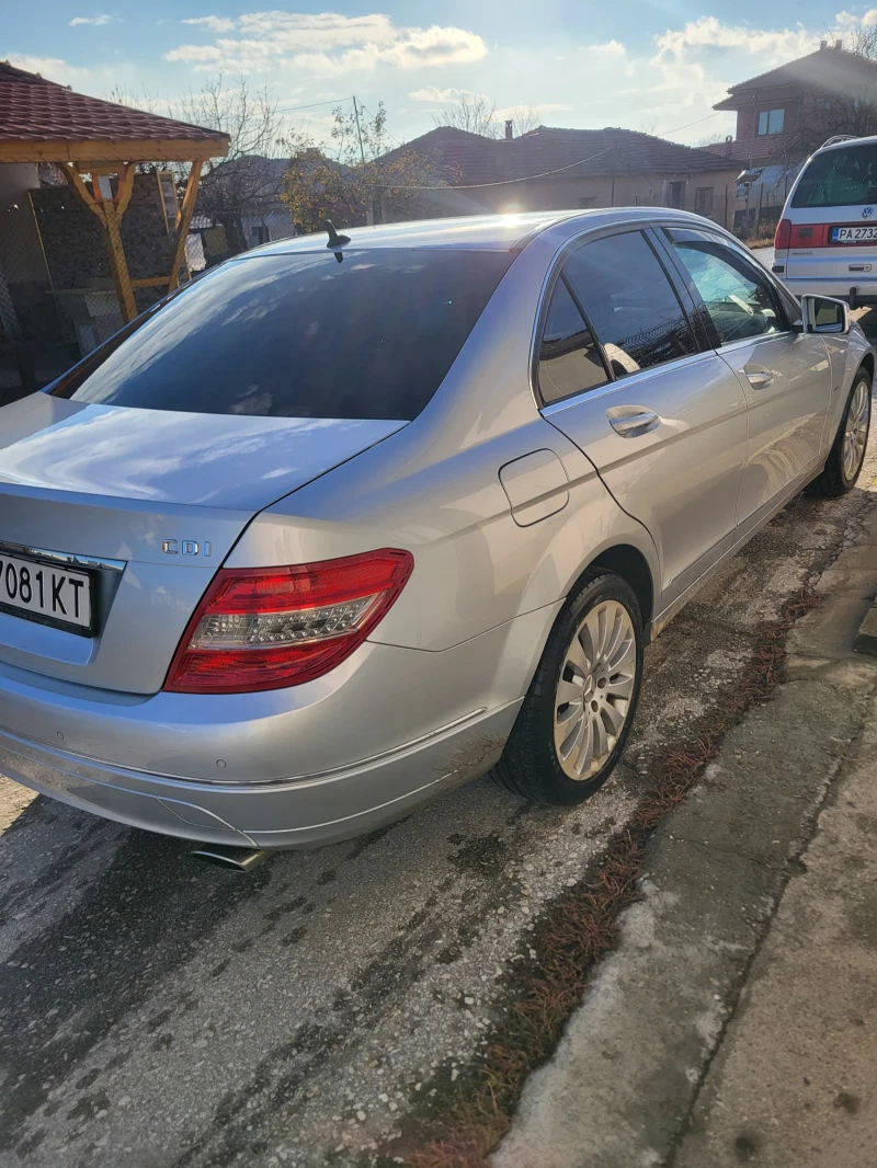 Mercedes-Benz C 320, снимка 4 - Автомобили и джипове - 48282130