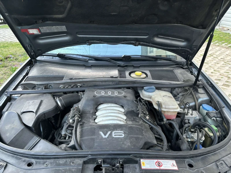 Audi A6 2.4i, снимка 2 - Автомобили и джипове - 52698767