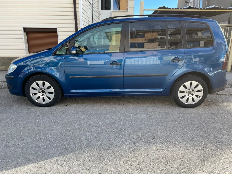 VW Touran 1.9 Tdi 105, снимка 6 - Автомобили и джипове - 53041779