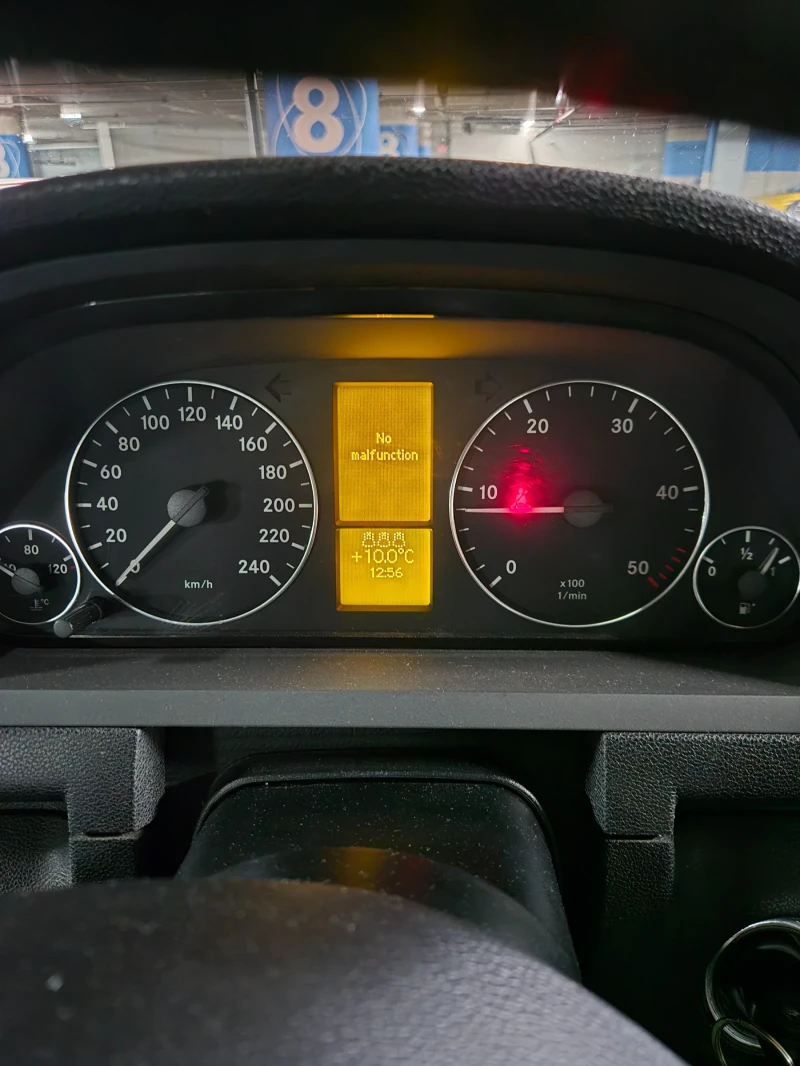 Mercedes-Benz A 180, снимка 8 - Автомобили и джипове - 53075743