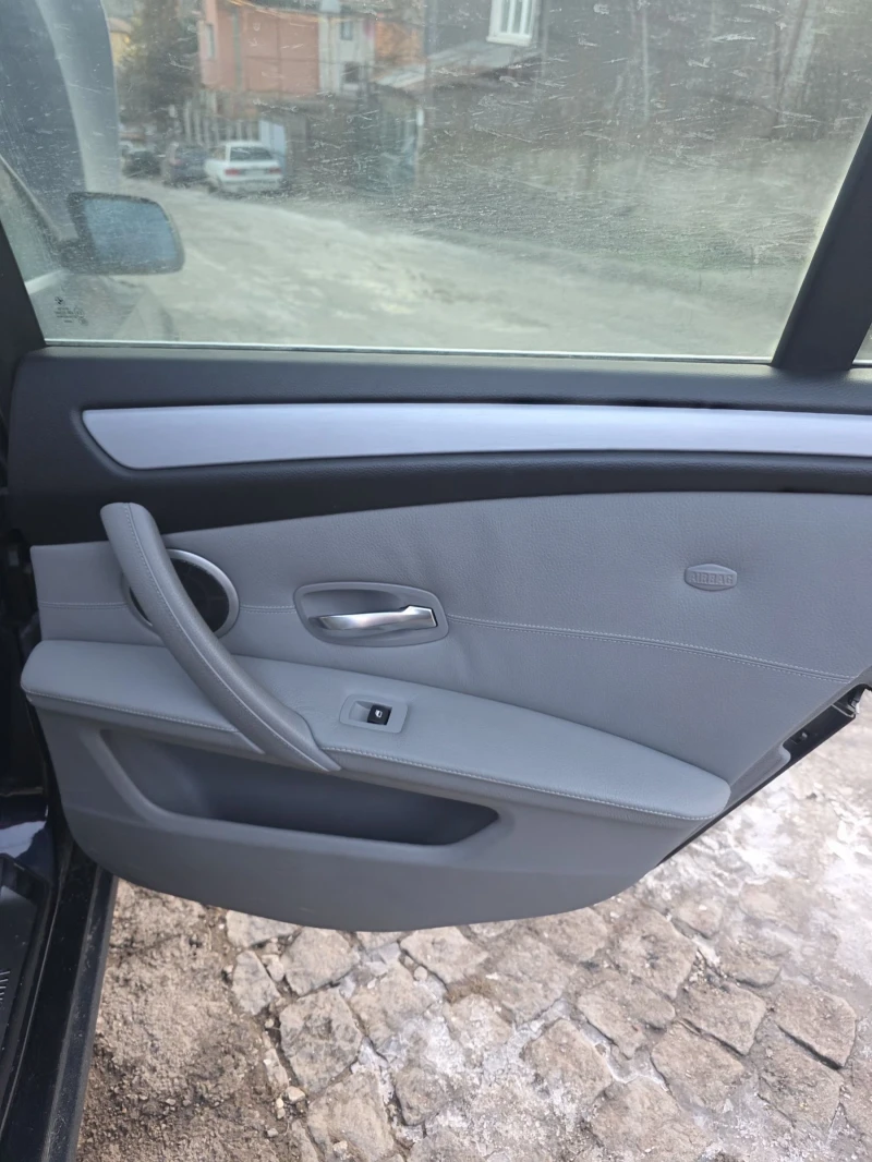 BMW 535 d 286 * Individual * Sat * Headup * Distronic * Пе, снимка 12 - Автомобили и джипове - 53142389