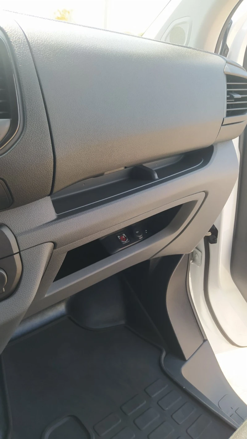 Peugeot Expert товарен, снимка 13 - Автомобили и джипове - 53274089