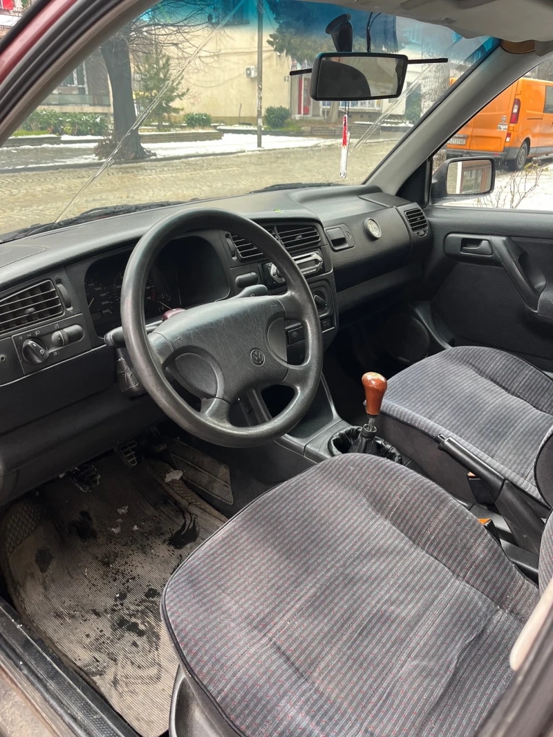 VW Golf 3, снимка 4 - Автомобили и джипове - 53191897