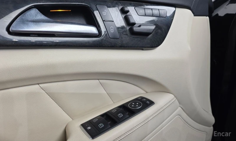 Mercedes-Benz CLS 350, снимка 13 - Автомобили и джипове - 53236090
