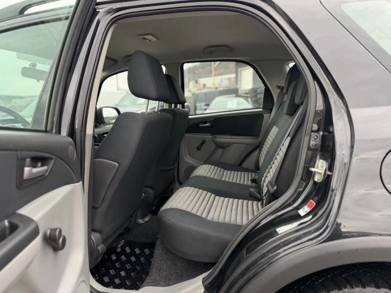 Suzuki SX4 1.6i 4х4 NAVI, снимка 11 - Автомобили и джипове - 53573895