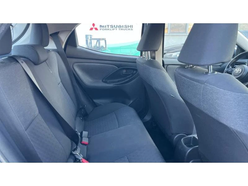 Toyota Yaris Comfort - изображение 10