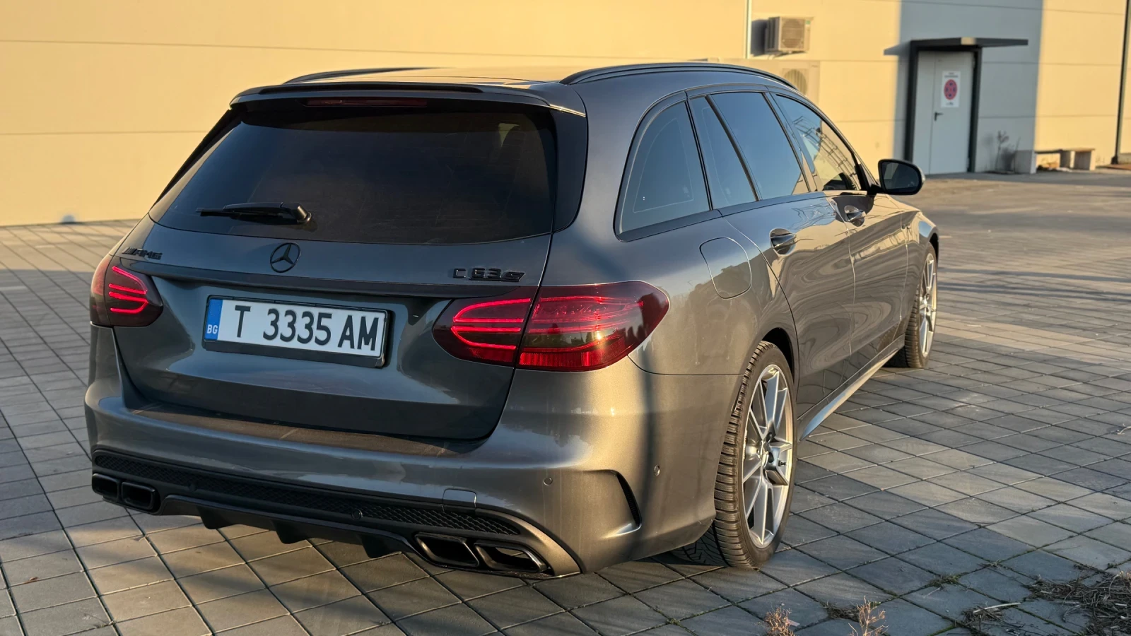 Mercedes-Benz C 43 AMG 4 matic Estate - изображение 3