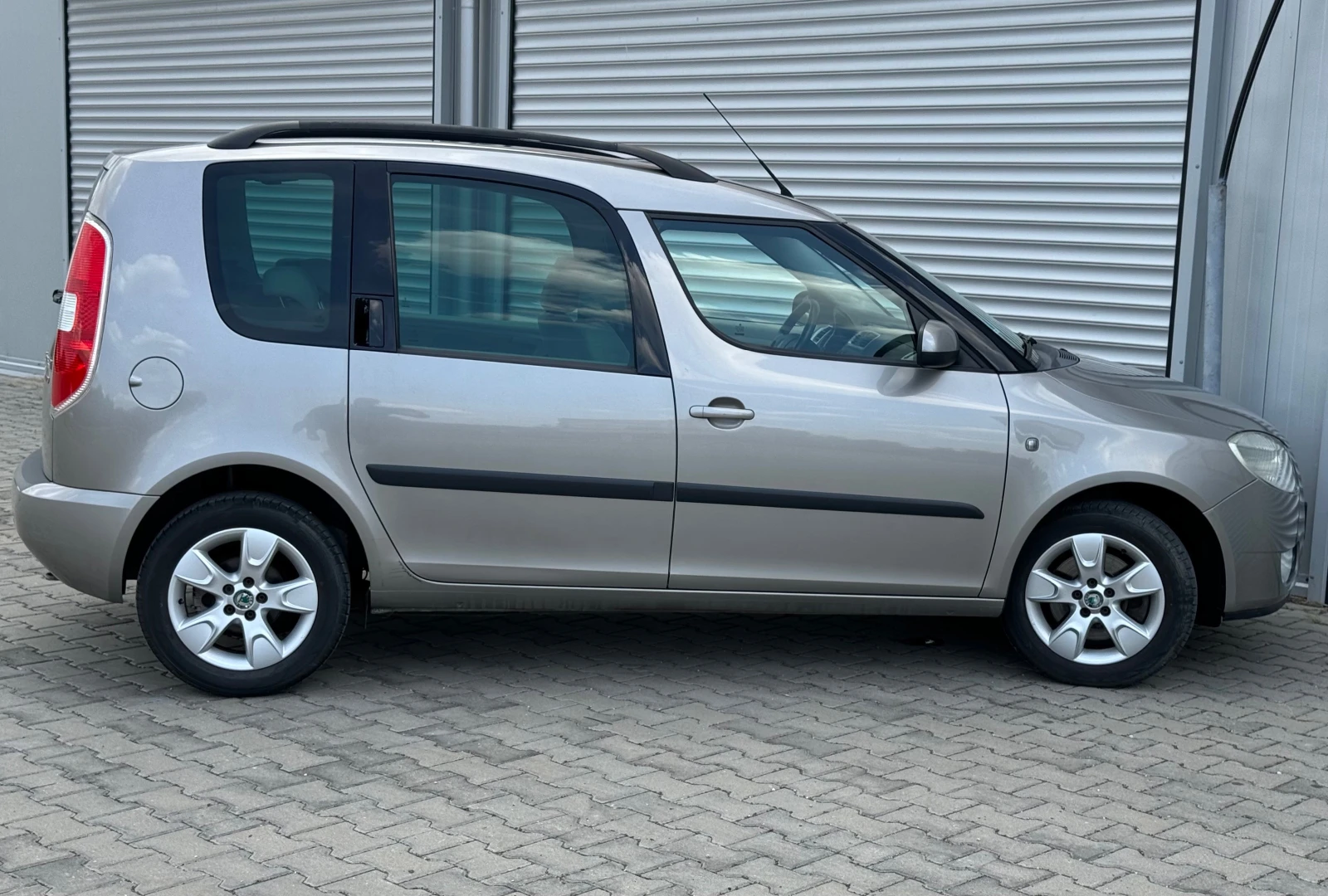 Skoda Roomster 1, 6i 105ps, 149275км., клима, подгрев, борд, мулт - изображение 8