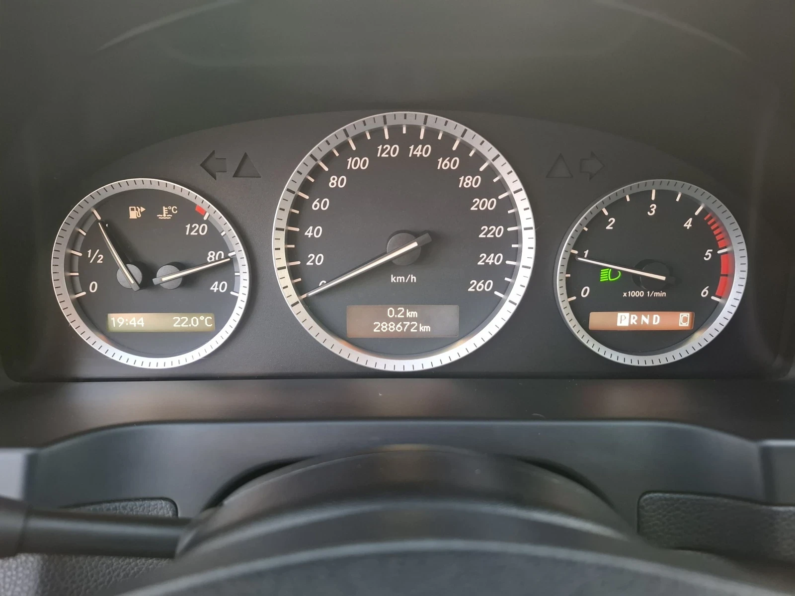 Mercedes-Benz C 200 CDI - изображение 10
