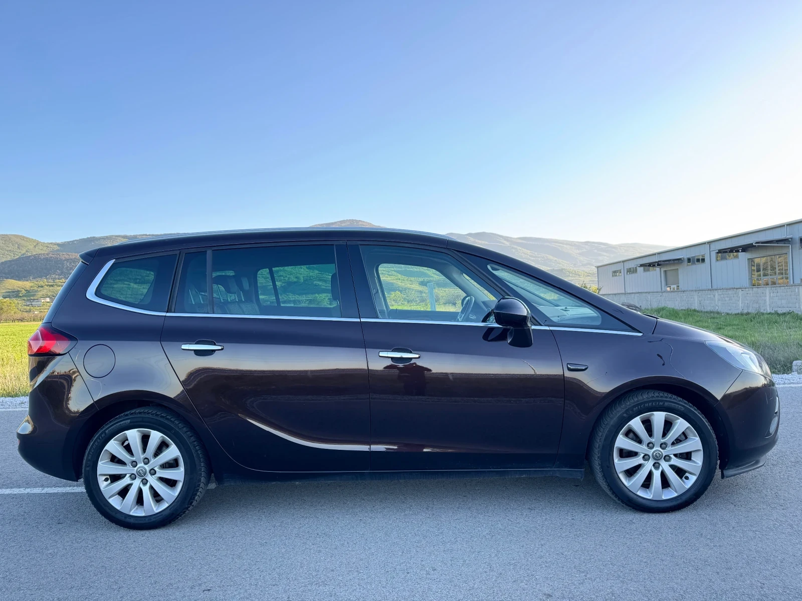 Opel Zafira Tourer 2.0CDTi / FULL /COSMO/ 6+ 1 / NAVI / PODGRE - изображение 5