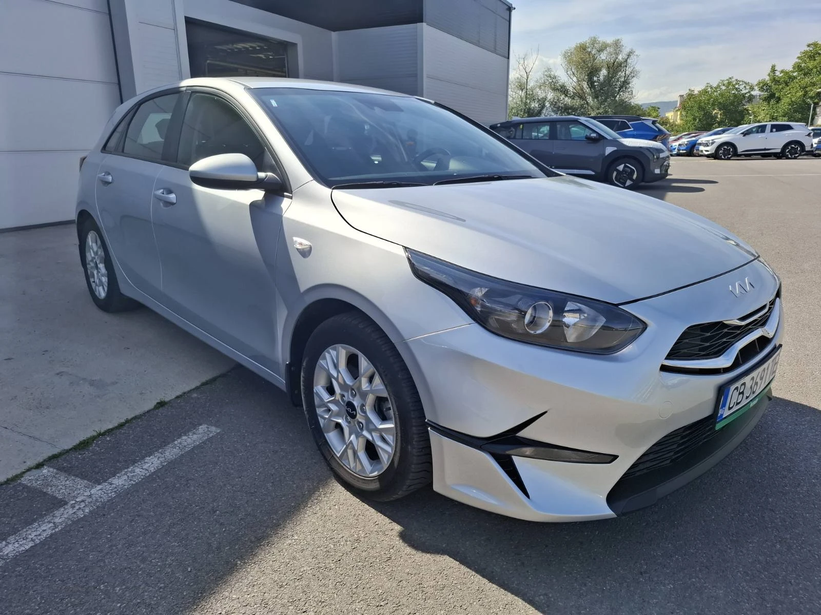 Kia Ceed 1.5 T-gdi Comfort Гаранция - изображение 3