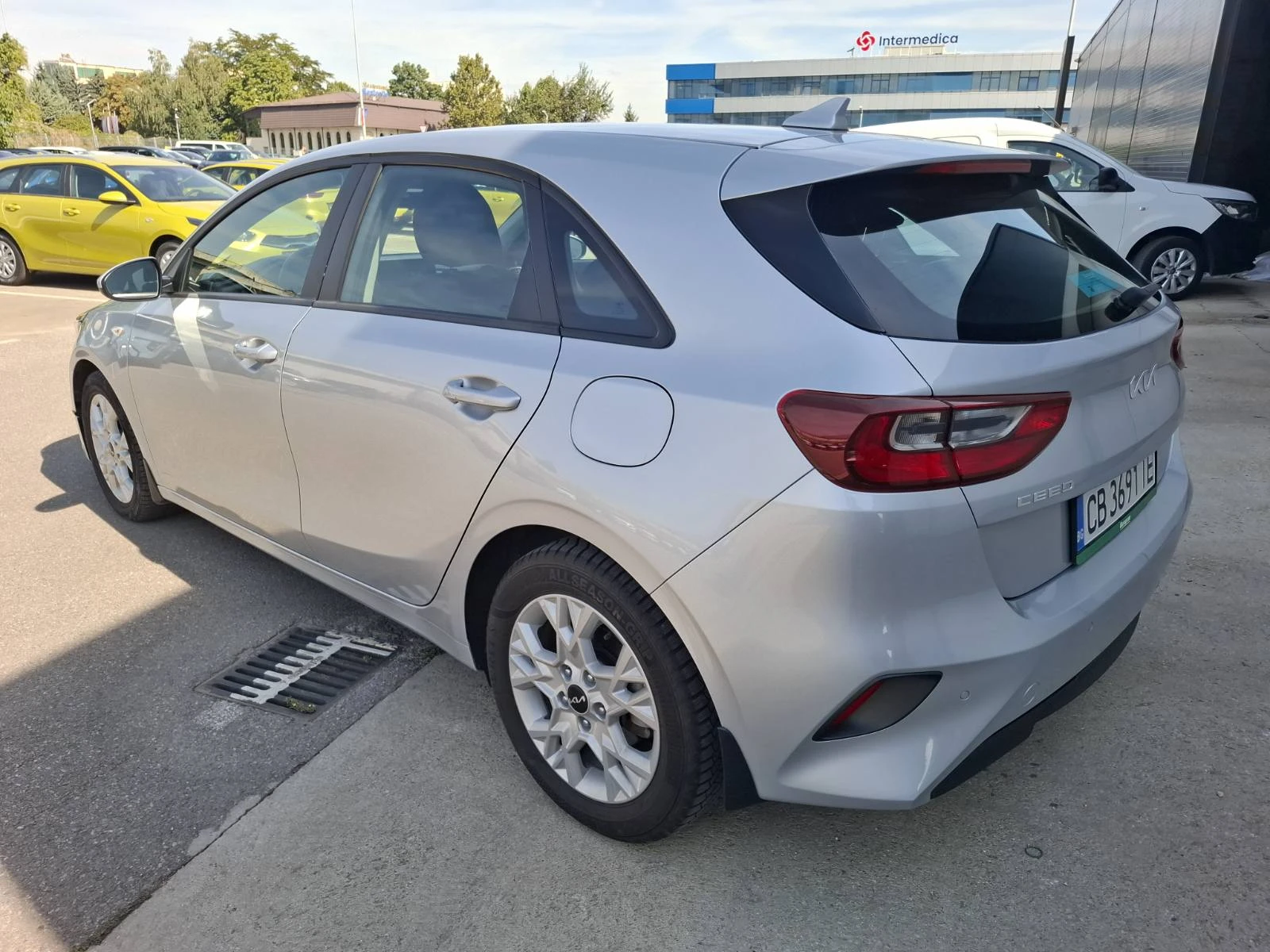 Kia Ceed 1.5 T-gdi Comfort Гаранция - изображение 6