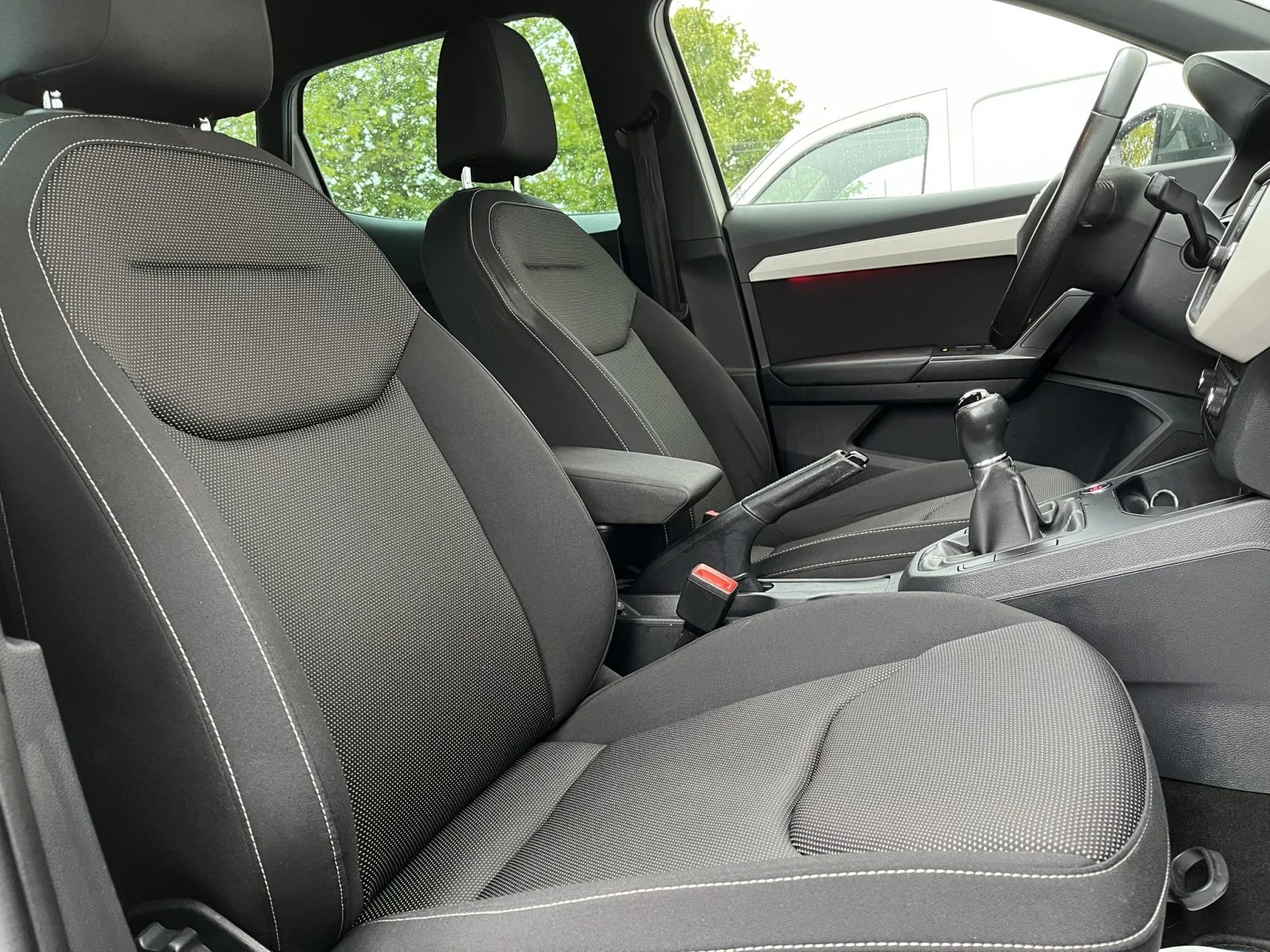 Seat Ibiza Xcellence TSI 6M/T от България - изображение 8