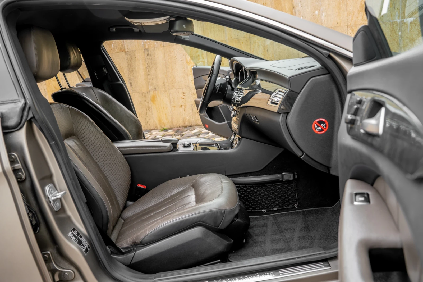 Mercedes-Benz CLS 350 BE EDITION 1// DESIGNO EXCLUSIVE// AMG// MAGNO//  - изображение 9