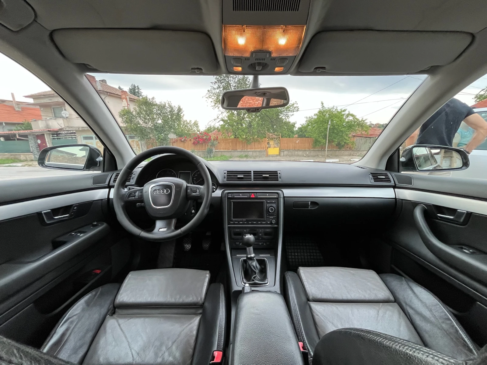 Audi A4 2.0 TDI, снимка 14 - Автомобили и джипове - 54676064