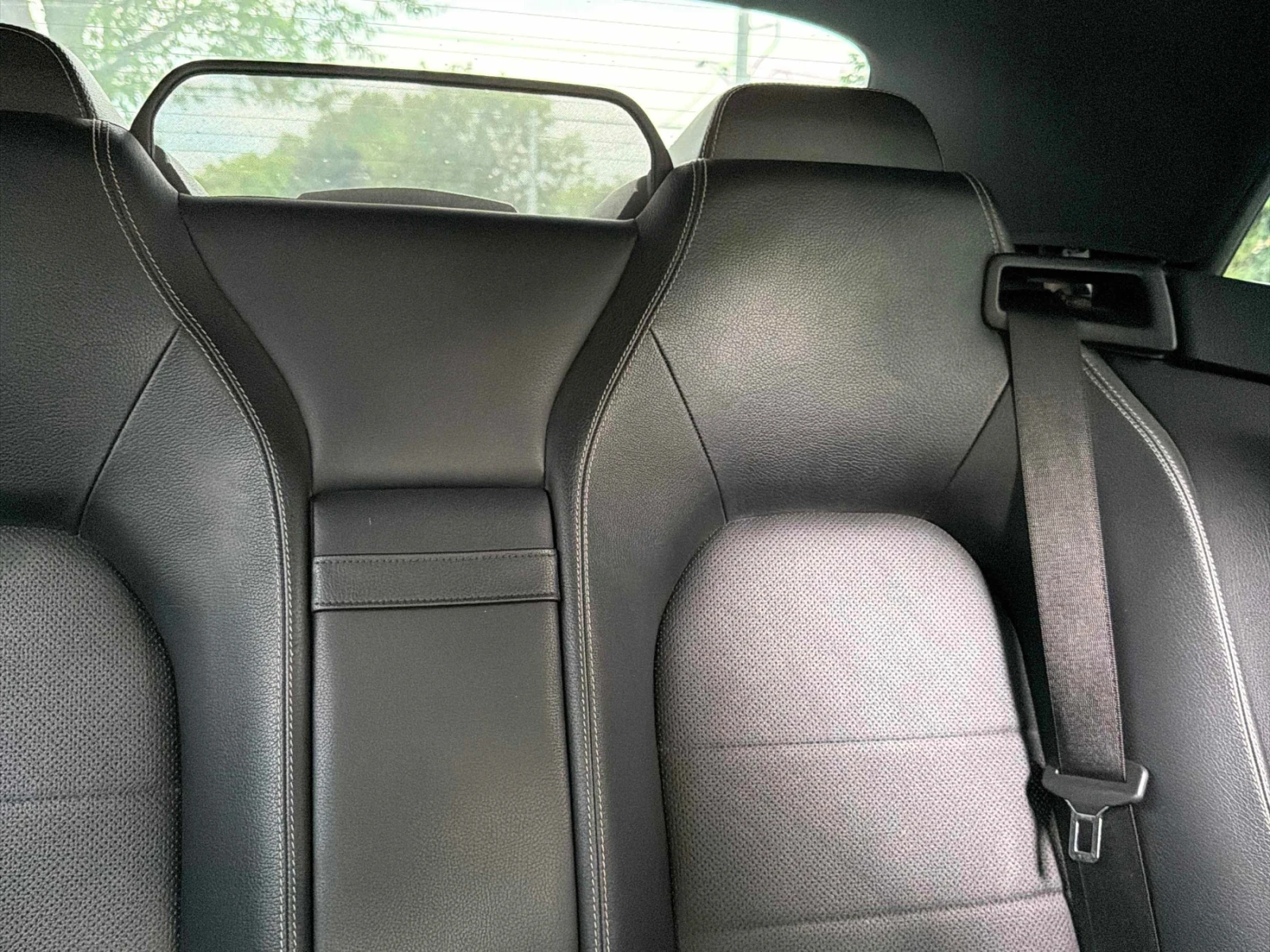 Mercedes-Benz E 400 ПОДГРЕВ * 360 * АВТОКРЕДИТ * CARFAX, снимка 12 - Автомобили и джипове - 54901179