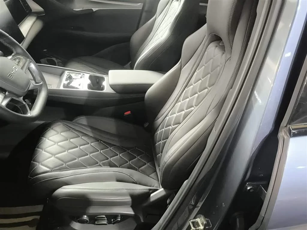 BYD Sealion 7 Smart Navigation Edition 610 km autogeorge.com, снимка 12 - Автомобили и джипове - 54931099