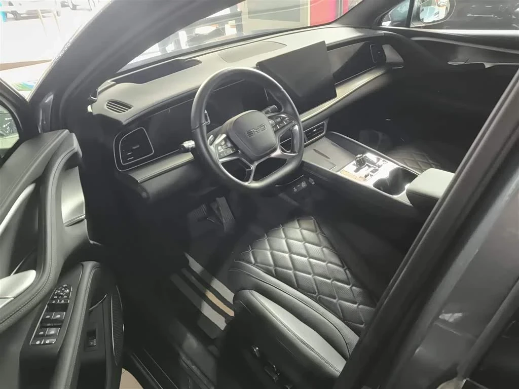 BYD Sealion 7 Smart Navigation Edition 610 km autogeorge.com, снимка 13 - Автомобили и джипове - 54931099