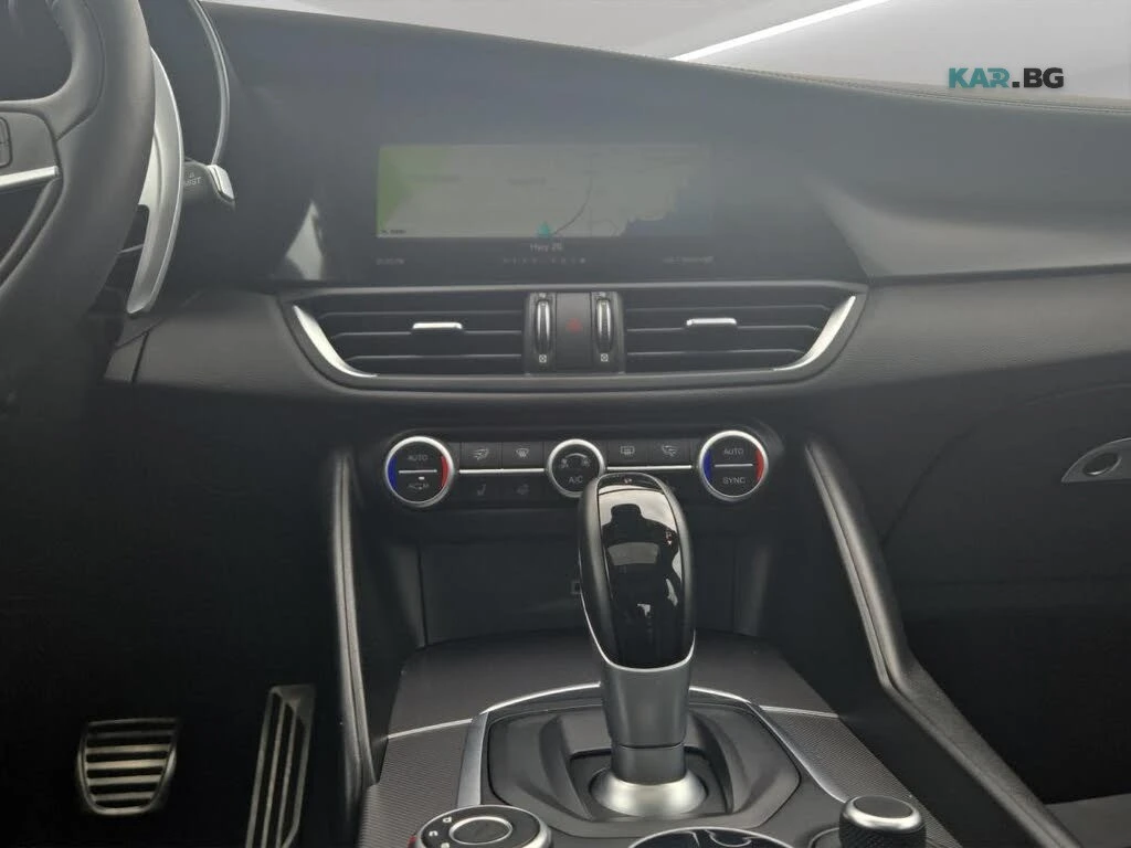 Alfa Romeo Giulia * Q4 * Ti Sport * Автокредит (Цена до България), снимка 11 - Автомобили и джипове - 55132433