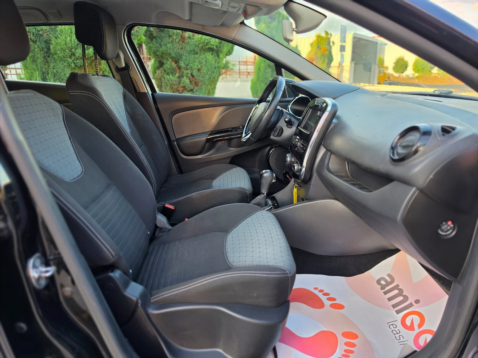Renault Clio 1.5dCi 90hp * ЕВРО 5 * АВТОМАТИК * НАВИ * , снимка 11 - Автомобили и джипове - 55236442