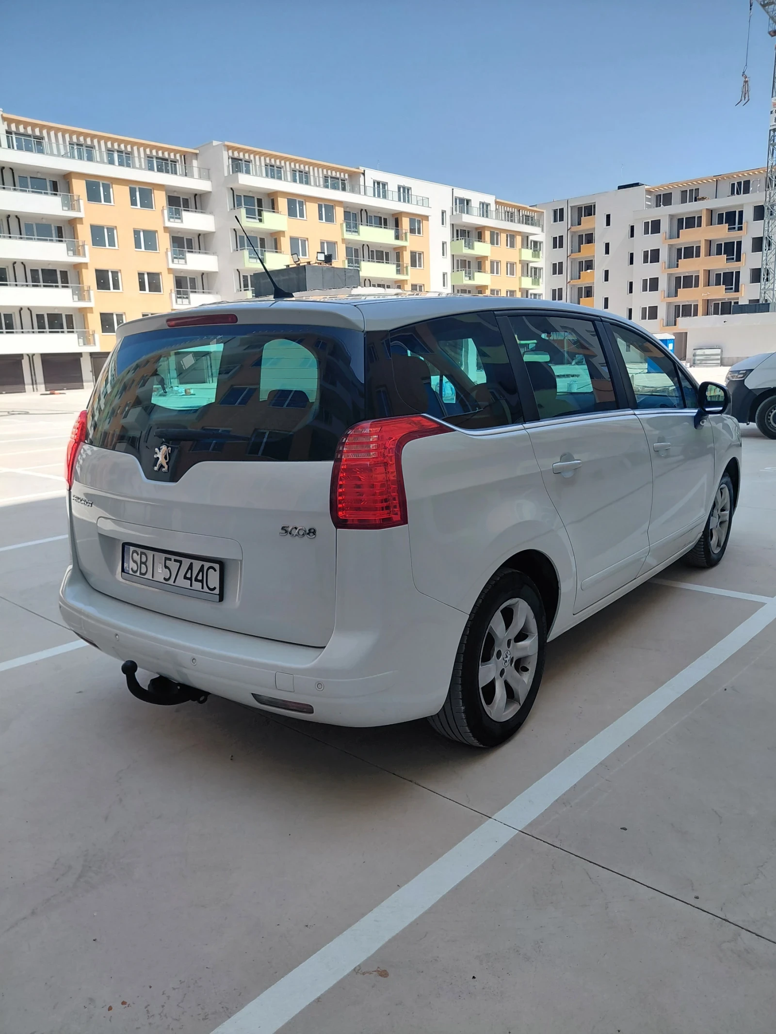 Peugeot 5008, снимка 9 - Автомобили и джипове - 55875814