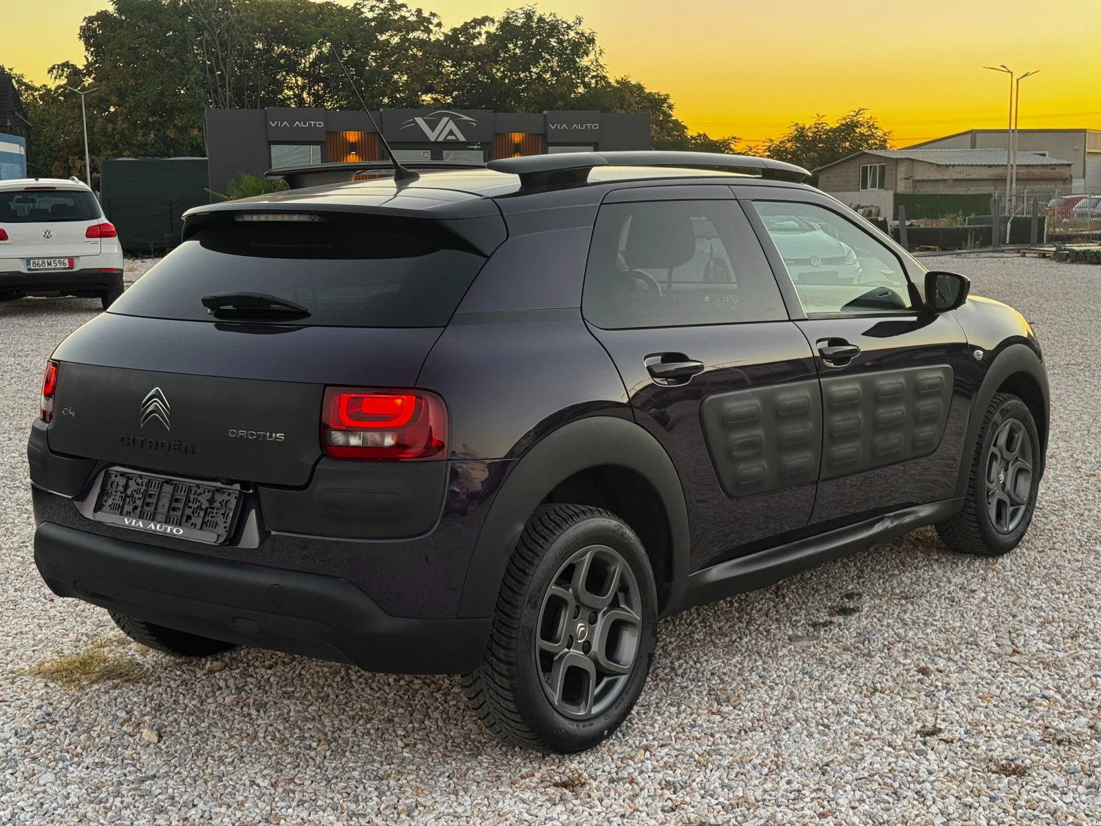 Citroen C4 Cactus 1.2 PURETECH SHINE 132000KM EU-6B, снимка 3 - Автомобили и джипове - 56130733