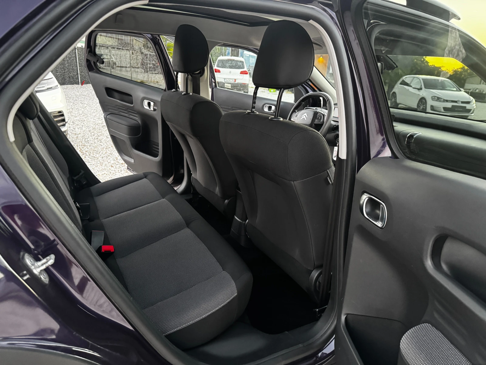 Citroen C4 Cactus 1.2 PURETECH SHINE 132000KM EU-6B, снимка 9 - Автомобили и джипове - 56130733