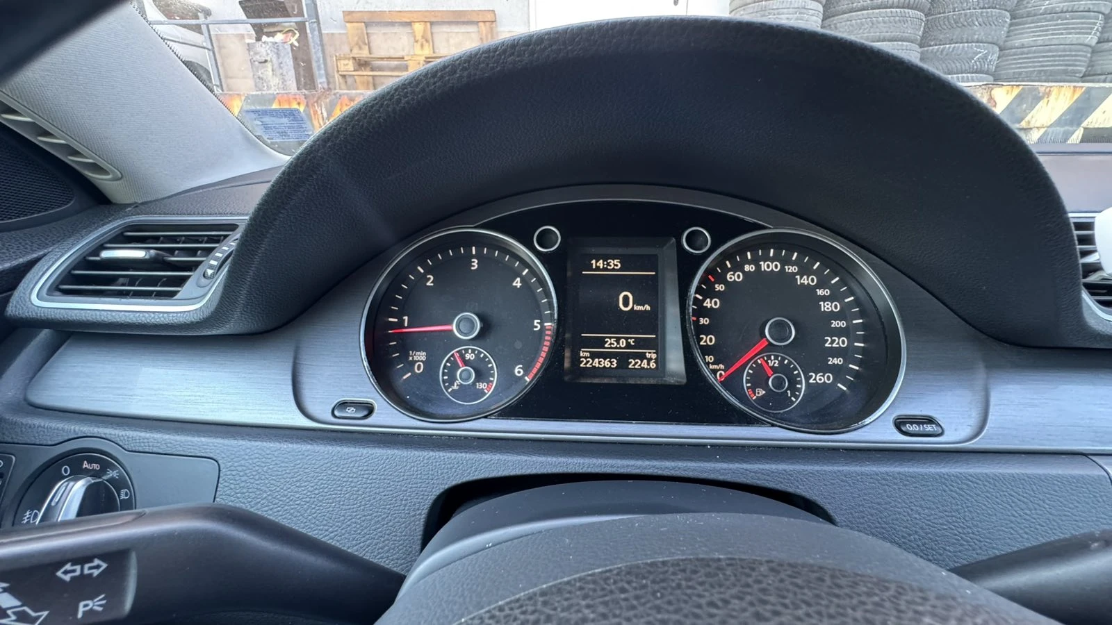 VW Passat, снимка 12 - Автомобили и джипове - 56139631