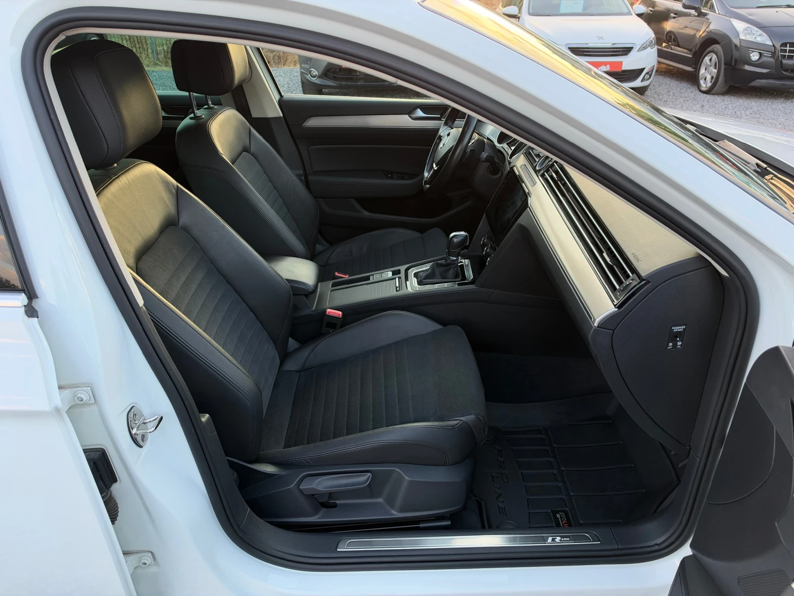 VW Passat R-line| 2.0TDI| 190hp| 4x4| Full LED| Camera| EU 6 | Mobile.bg � ����������� 11