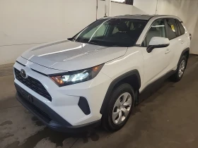 Toyota Rav4 LE| ПОДГРЕВИ| МЪРТВА ТОЧКА| ЗАДНА КАМЕРА| 2 КЛЮЧА|, снимка 1