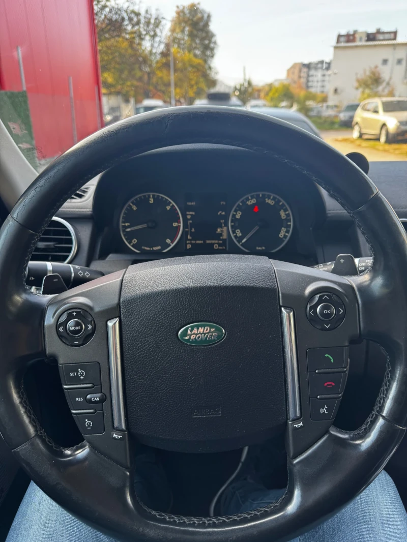 Land Rover Discovery 4, снимка 5 - Автомобили и джипове - 47662230