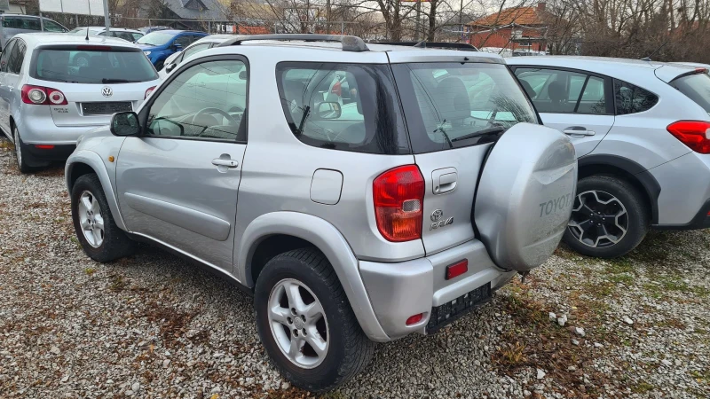 Toyota Rav4 2.0 - 150кс., снимка 6 - Автомобили и джипове - 48309712