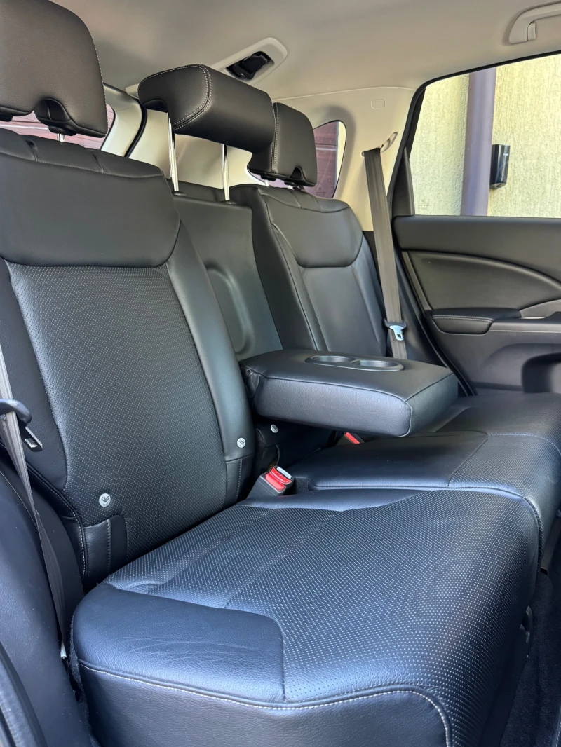 Honda Cr-v 2.0i 4X4* EXECUTIVE* ПЪЛНА СЕРВИЗ ИСТОРИЯ В ХОНДА!, снимка 9 - Автомобили и джипове - 51845799
