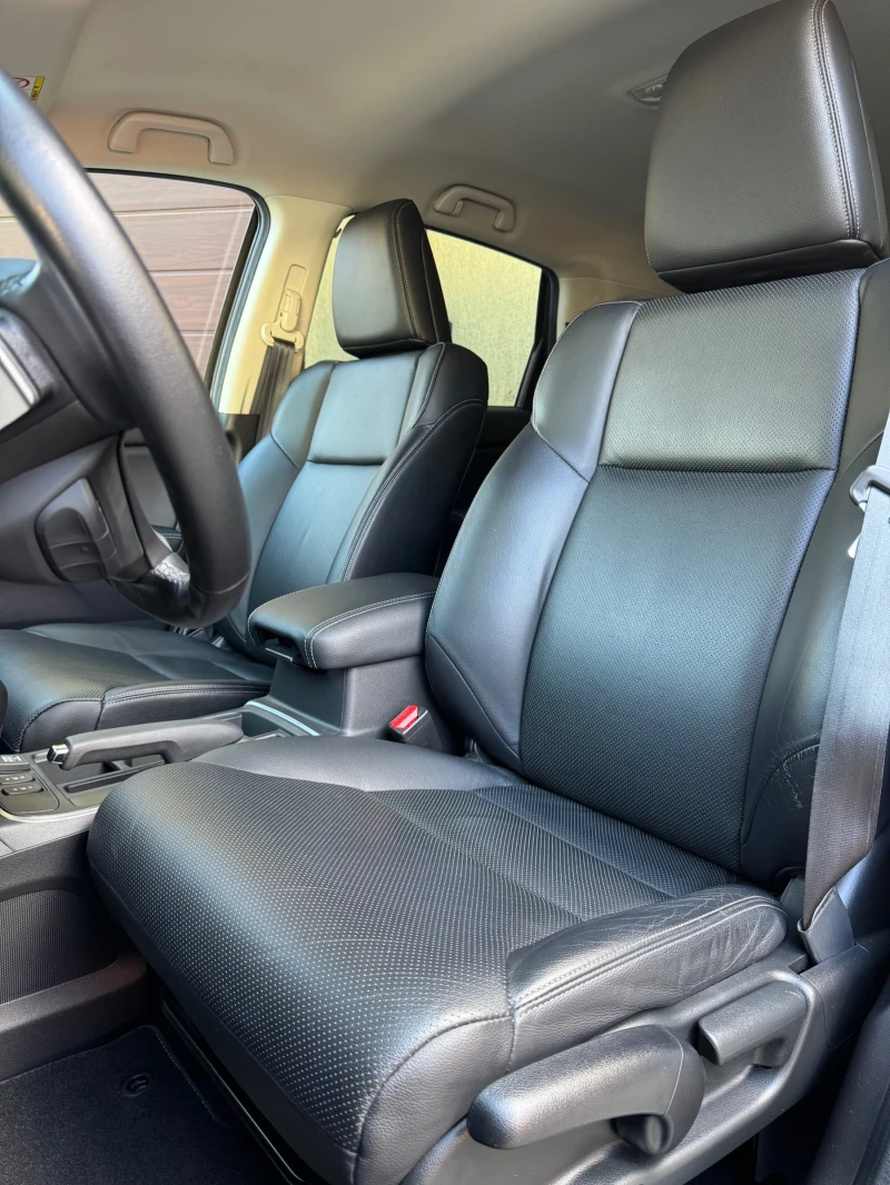Honda Cr-v 2.0i 4X4* EXECUTIVE* ПЪЛНА СЕРВИЗ ИСТОРИЯ В ХОНДА!, снимка 7 - Автомобили и джипове - 51845799