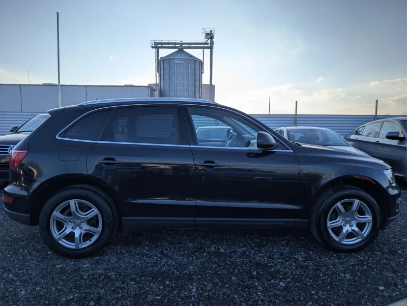 Audi Q5 2.0TDI* 214хил.км* Панорама* 4Х4, снимка 8 - Автомобили и джипове - 52379627