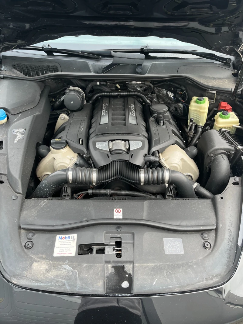 Porsche Cayenne 4.8 V8 TURBO PANORAMA/2xTV/XENON/NAVI/''21, снимка 8 - Автомобили и джипове - 53383024