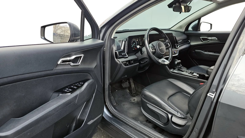 Kia Sportage 2.0 CRDI / АВТОМАТИК / СЕРВИЗНА ИСТОРИЯ !!!, снимка 7 - Автомобили и джипове - 53417859