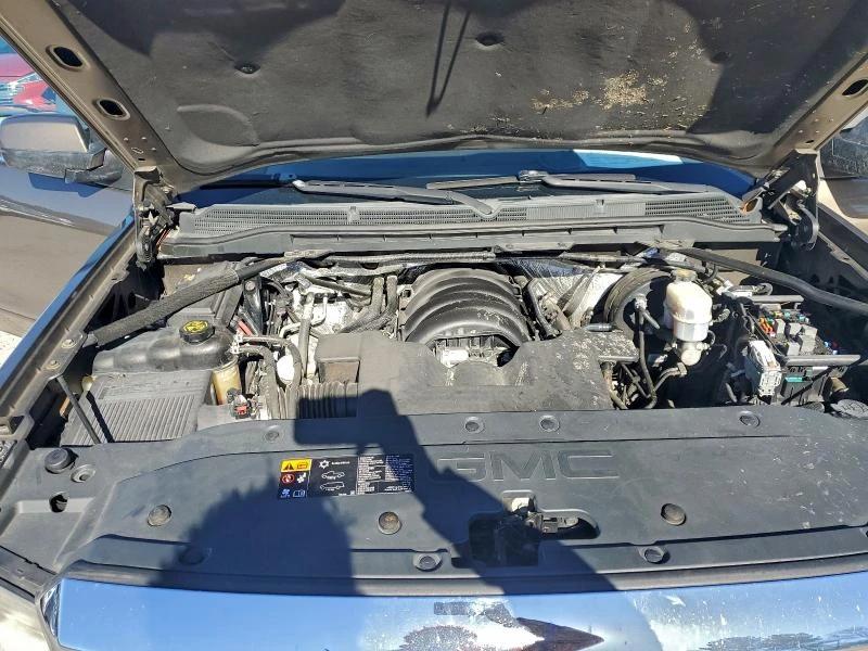Gmc Sierra 5.3L 8 Rear-wheel drive, снимка 4 - Автомобили и джипове - 53648733