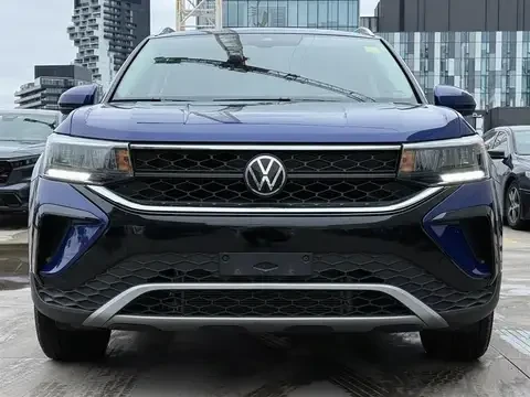 VW Taos Comfortline FWD 1.5T / CARFAX, снимка 2 - Автомобили и джипове - 54830231