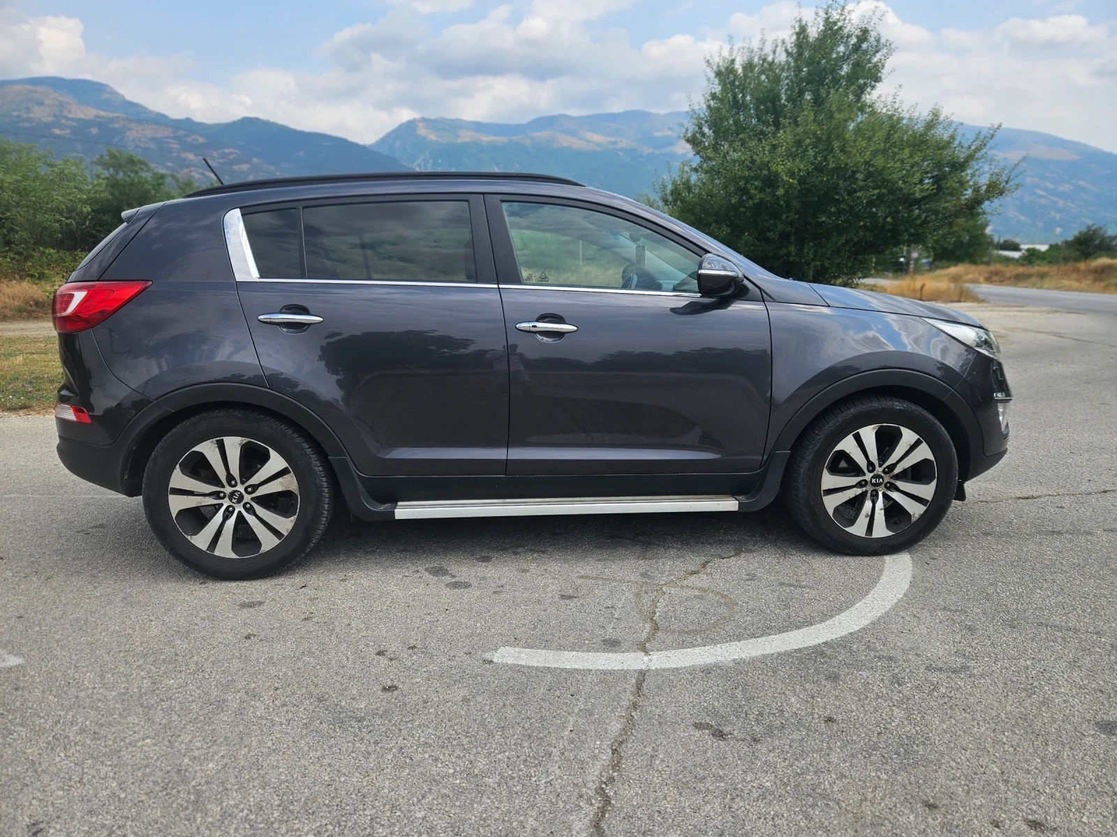Kia Sportage 2.0/CRDI/КОЖА/НАВИГАЦИЯ/FULL ЕКСТРИ - изображение 2