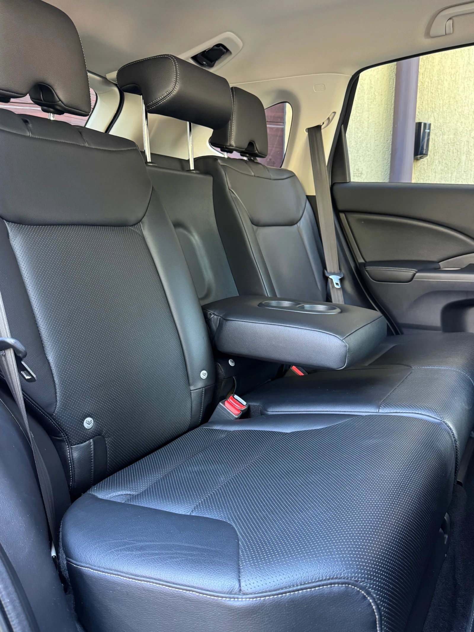 Honda Cr-v 2.0i 4X4* EXECUTIVE* ПЪЛНА СЕРВИЗ ИСТОРИЯ В ХОНДА! - изображение 9