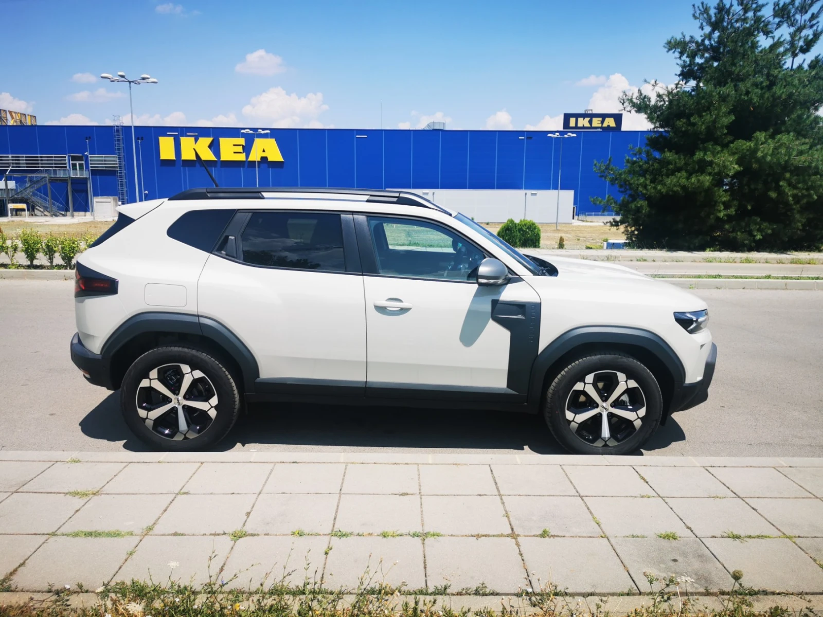 Dacia Duster 1990Евро за получаване, 1.6 Hybrid Jurney - изображение 4