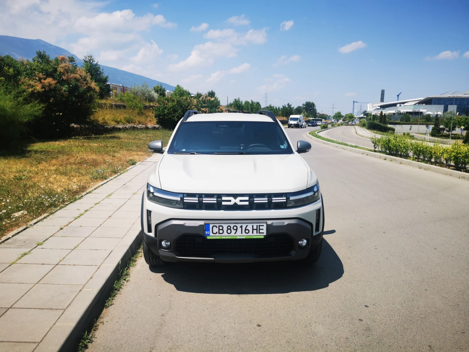 Dacia Duster 1990Евро за получаване, 1.6 Hybrid Jurney - изображение 2