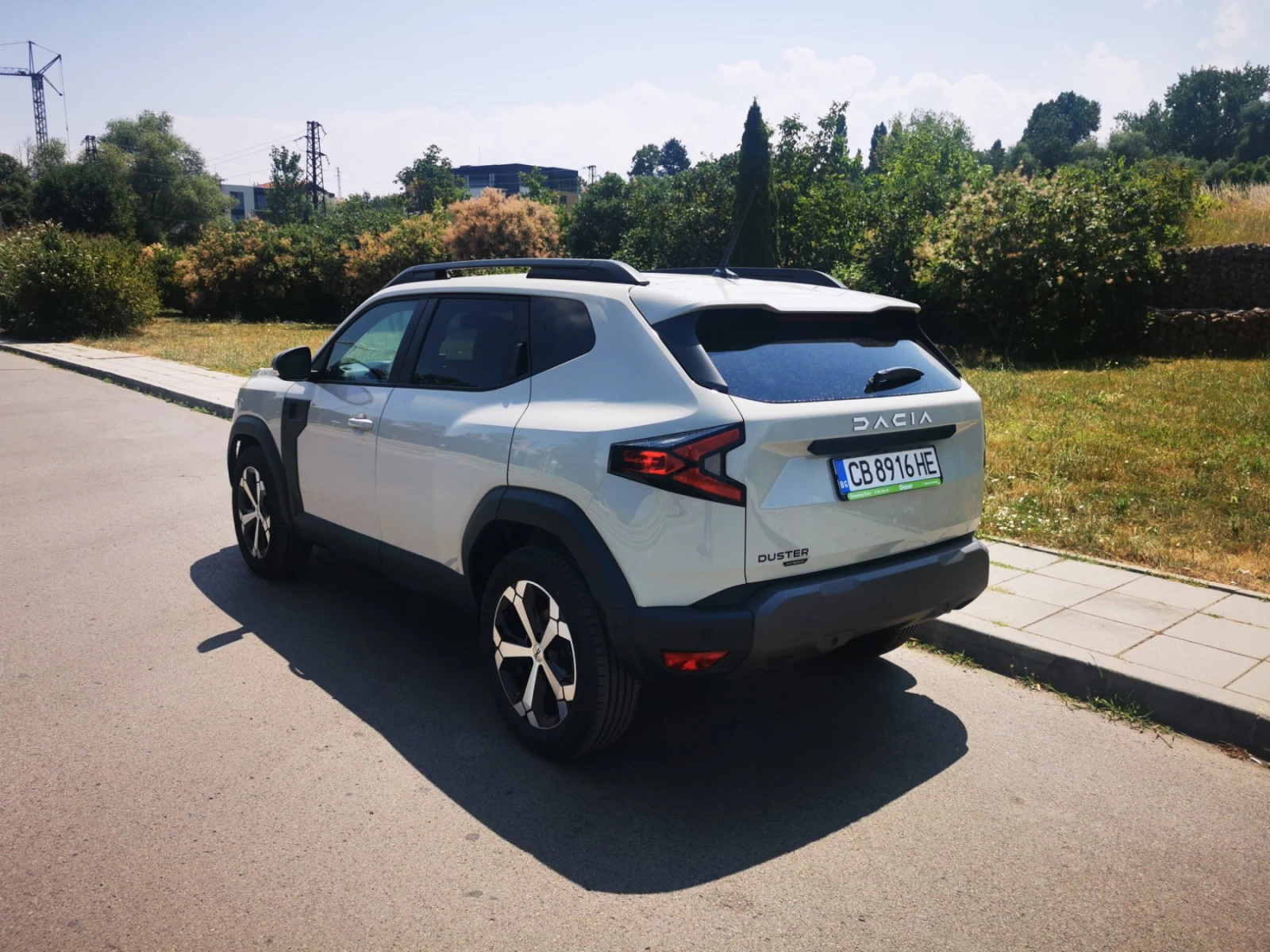 Dacia Duster 1990Евро за получаване, 1.6 Hybrid Jurney - изображение 7