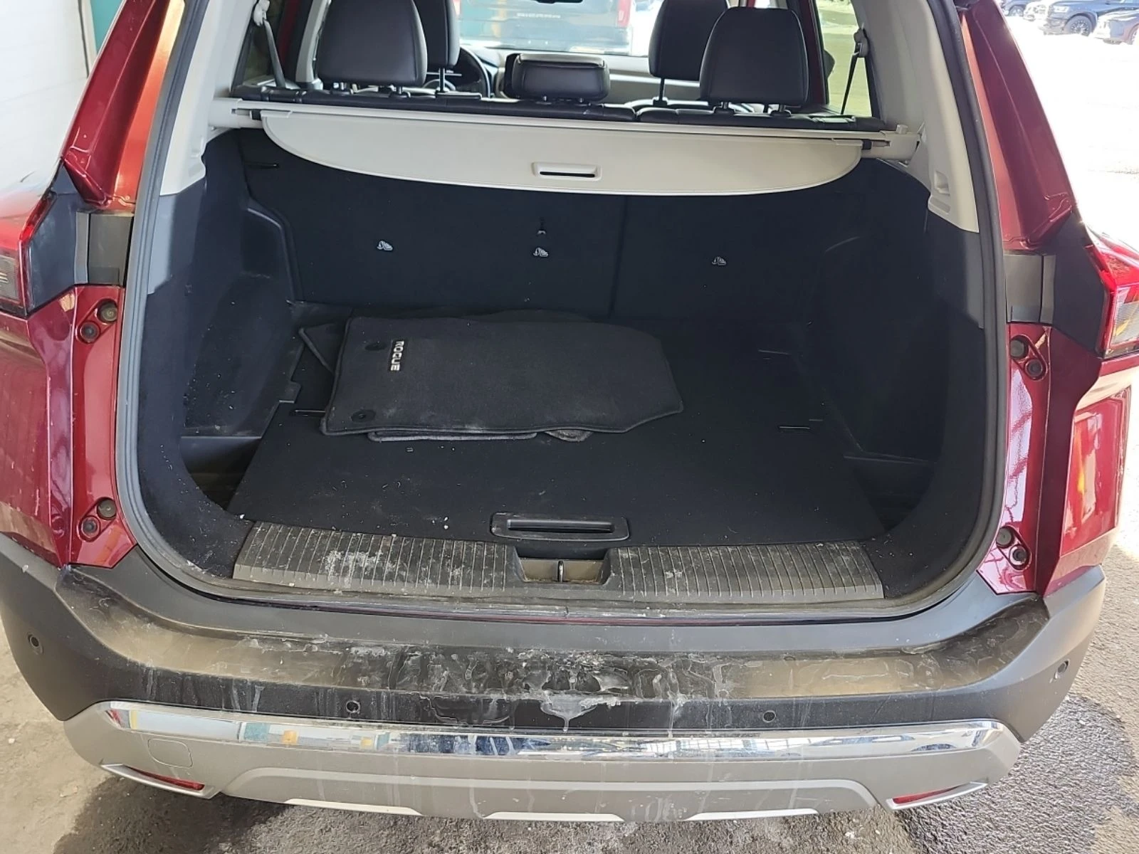 Nissan Rogue  PLATINUM /CARFAX/Кожа/Панорама/Нави, снимка 12 - Автомобили и джипове - 53714403