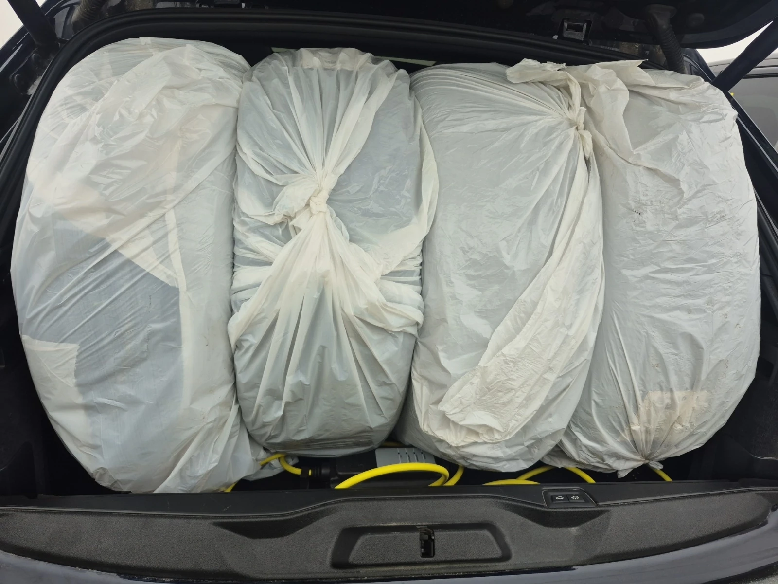 BMW X5 XDRIVE45E * * CARFAX * * АВТО КРЕДИТ * * , снимка 14 - Автомобили и джипове - 53773135