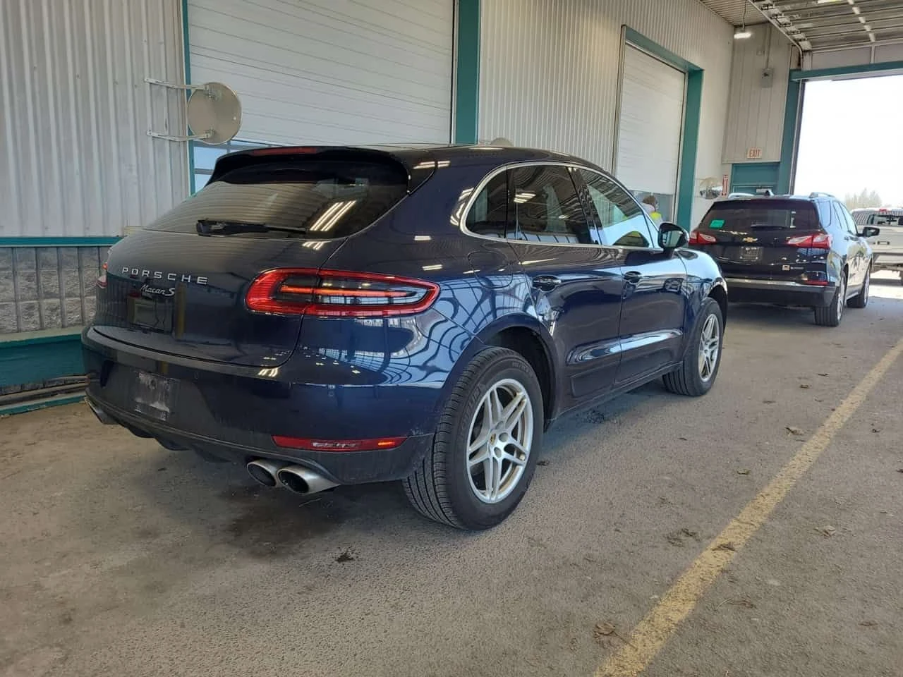 Porsche Macan * S * ПАНОРАМА* ПОДГРЕВ* ОБДУХВАНЕ* , снимка 3 - Автомобили и джипове - 54341699