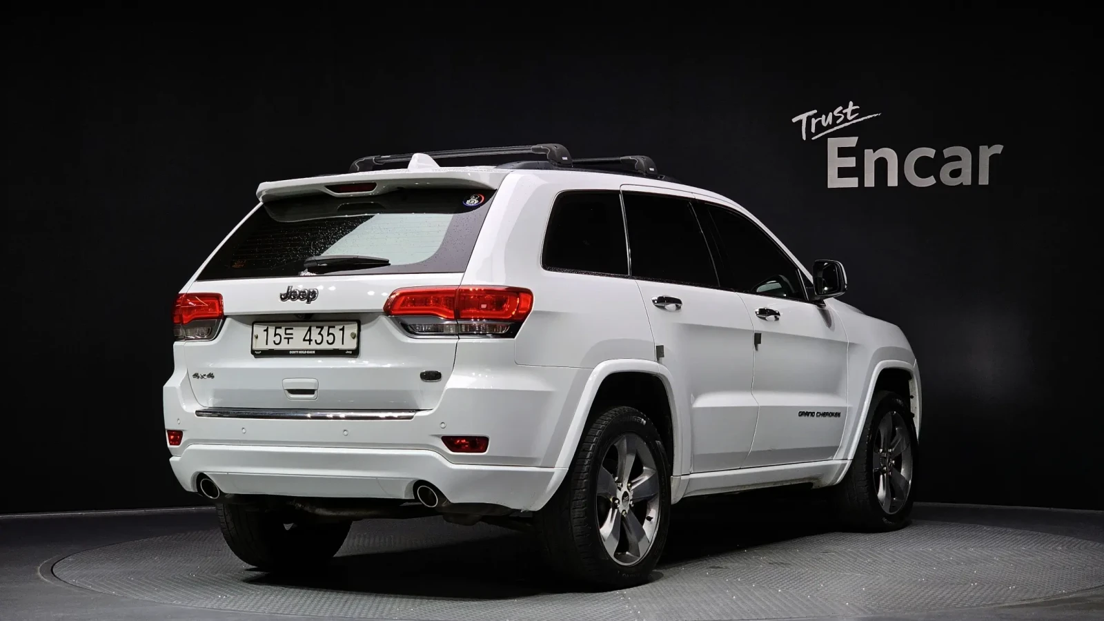 Jeep Grand cherokee * OVERLAND* PENTASTAR* ZF* DISTRONIC* OBDUH, снимка 2 - Автомобили и джипове - 54753922